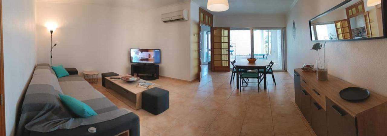 Grand T3: Luminous Central Apartment with Parking Sanary-sur-Mer Exterior photo